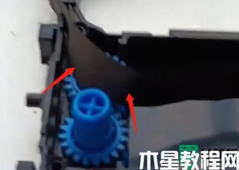 oki打印機(jī)如何換色帶_oki打印機(jī)更換色帶方法圖解