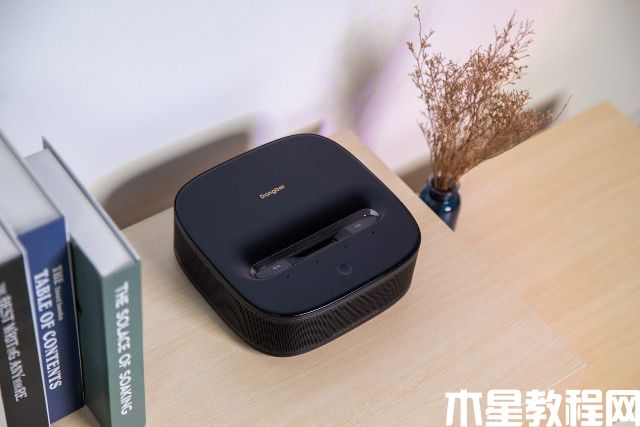 投影儀體積大好還是小好？輕薄投影儀優(yōu)缺點(diǎn)(圖3)