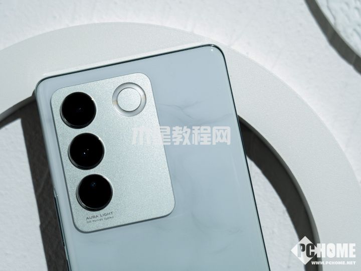 vivo S16系列原彩柔光環(huán)解讀 補(bǔ)齊光學(xué)層面短板(圖3)