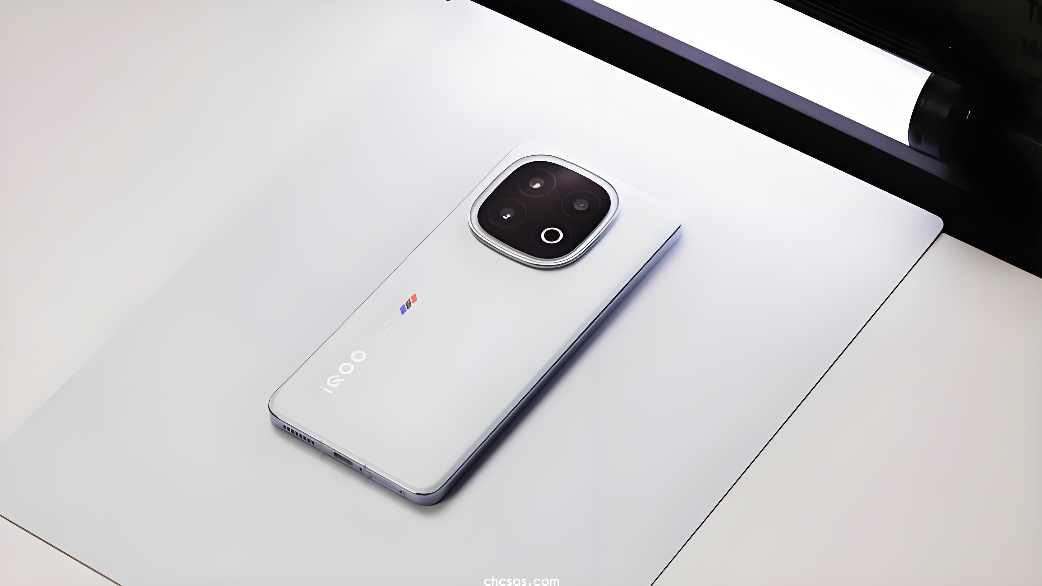 Xiaomi 15和iQOO 13有什么區(qū)別？